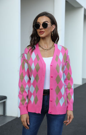 
            
                Load image into Gallery viewer, Jade Harlequin Cardi in Pink/Camel
            
        