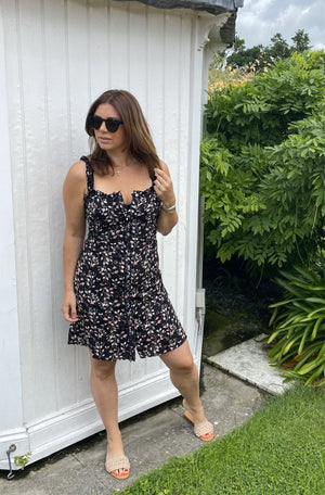 ROSIE DRESS IN BLACK